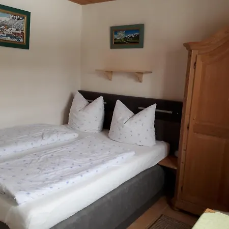 Bed & Breakfast Gaestehaus Kurparkfrieden Mittenwald