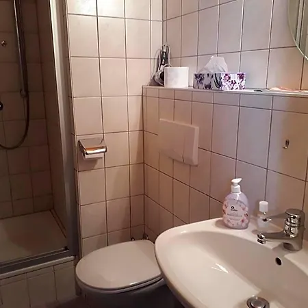 Nocleg ze śniadaniem Gaestehaus Kurparkfrieden 3*